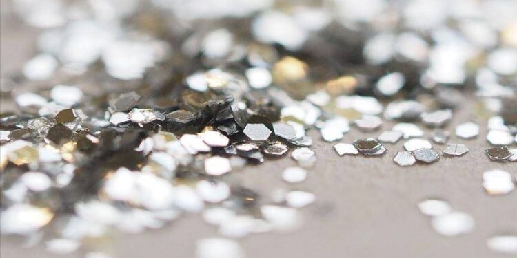 Gümüş 14 yılın zirvesine yükseldi