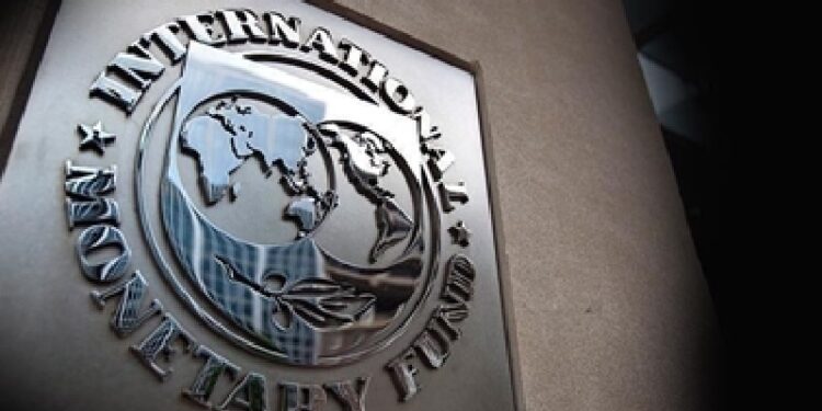 IMF, ABD'de "vergi indirimi" tasarısının bütçe açığının azaltılmasına ters düştüğünü belirtti