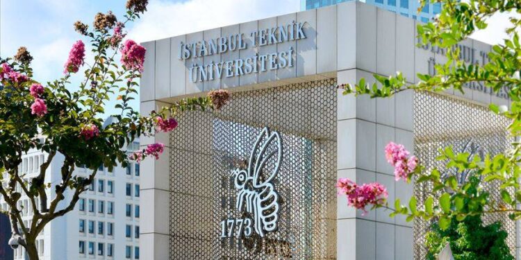 İTÜ'den mezuniyet töreninde yaşananlara ilişkin açıklama