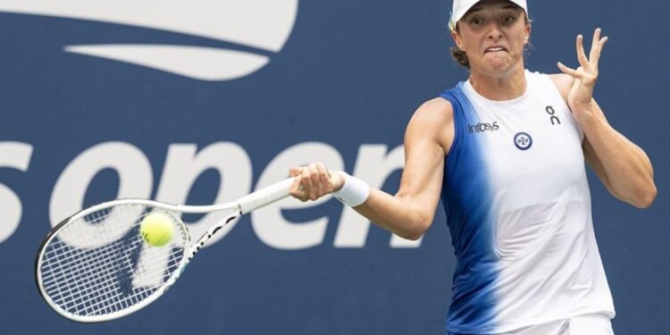 Iga Swiatek'ten Wimbledon'da Tarihi Zafer