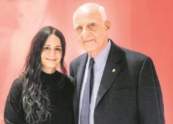 İnan Kıraç hastanede bir odaya kapatıldı ve 30 gündür hiç kimseyle görüştürülmüyor