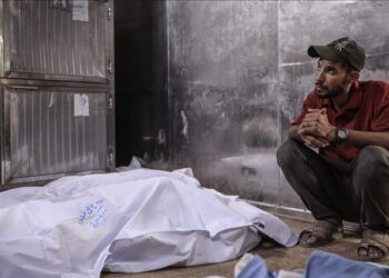 İsrail, Gazze’de yardım bekleyen 38 Filistinli’yi daha öldürdü