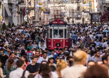 İstanbul’dan son 2 yılda yaklaşık 1 milyon kişi göç etti: Z kuşağı ilk sırada