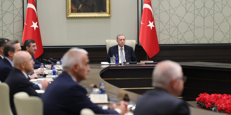 Kabine Bugün Toplanıyor! Masada Hangi Konular Var? Gündem Çok Yoğun