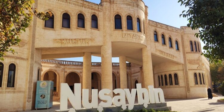 Kayyımın devrettiği Mitani Kültür Merkezi geri alındı