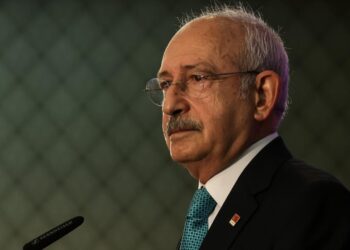 Kemal Kılıçdaroğlu'ndan CHP'ye Destek: Bütün Belediye Başkanlarımızın Yanındayım