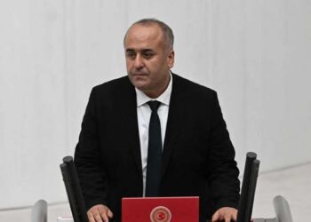 Kürtçe müzik dinleyen ailenin darp edilmesine ilişkin Meclis Araştırması istemi