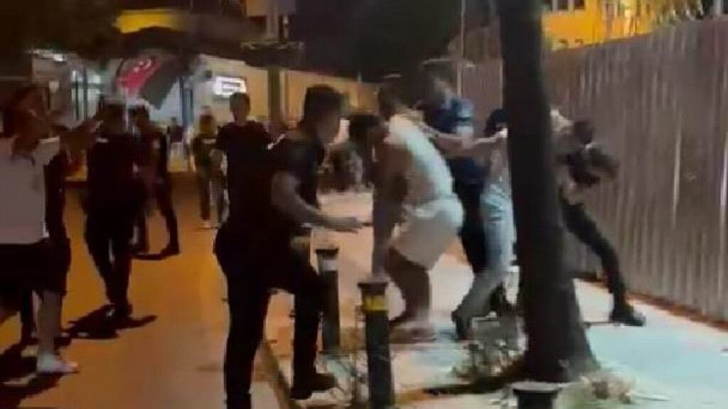 Kürtçe şarkı gerekçesiyle şiddet uygulayan polisler hakkında İHİK’e başvuru