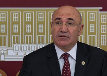 Mahmut Tanal, Şanlıurfa'daki Çocuk Ölümlerini İşaret Etti... 'Sistematik Bir Hal Aldı'