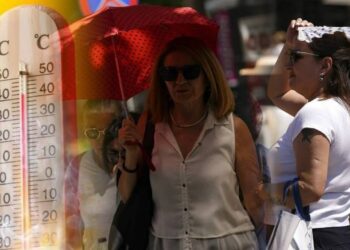 Meteoroloji'den Kritik Uyarı! Sıcaklıklar Artıyor; Sağanak, Fırtına ve Toz Taşınımı Geliyor