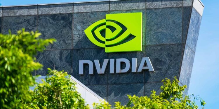 Microsoft ve Apple gibi devleri geçerek tarihte 4 trilyon dolarlık değere ulaşan ilk şirket, yapay zekâya çip üreten NVIDIA oldu!