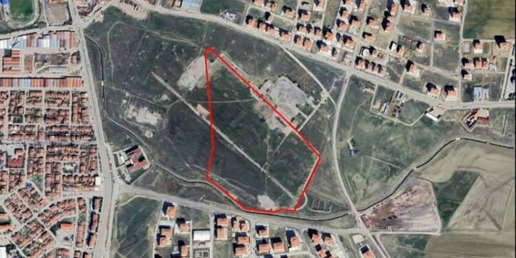 Millet bahçesi olacağı açıklanan alan yapılaşmaya açıldı
