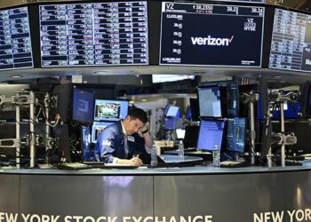 New York Borsası Yükselişle Başladı