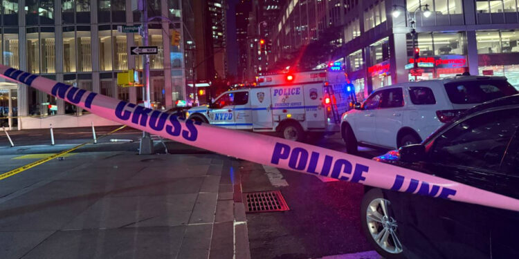 New York’ta Gökdelen Katliamı: 1'i Polis, 5 Kişiyi Öldürüp İntihar Etti