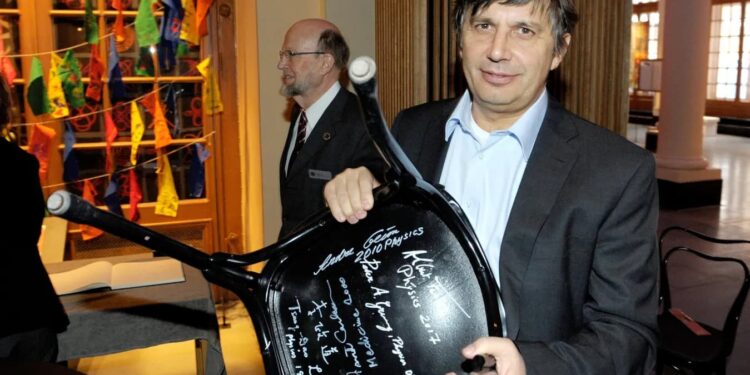 Nobel ödüllü fizikçi Hollanda vatandaşlığından çıkarıldı