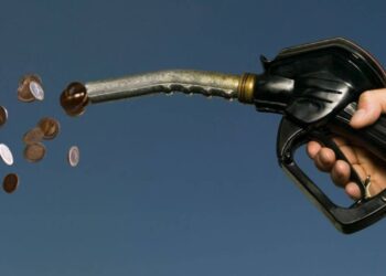 ÖTV Zammı Pompayı Yaktı! İşte İstanbul, Ankara, İzmir'de Güncel Akaryakıt Fiyatları