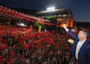 Özel'den Erdoğan'a istifa çağrısı