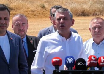 Özel'den 'Komisyon' Çıkışı