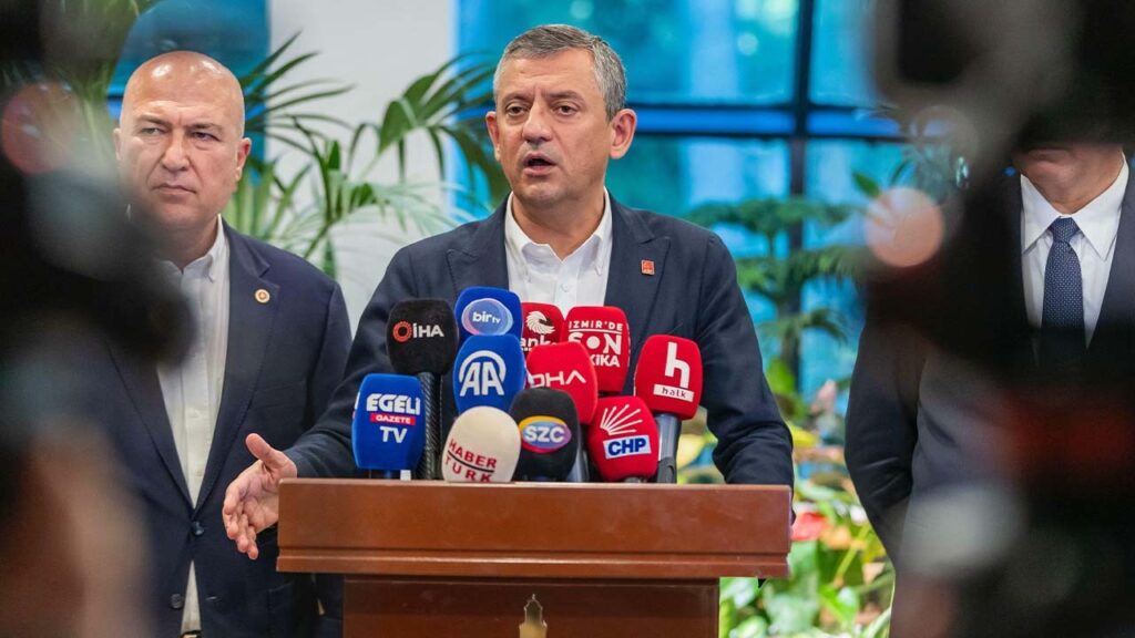 Özgür Özel'den 'Fezleke' Resti: 'Bir Ben Kaldım, Beni de Atın Hapse!'