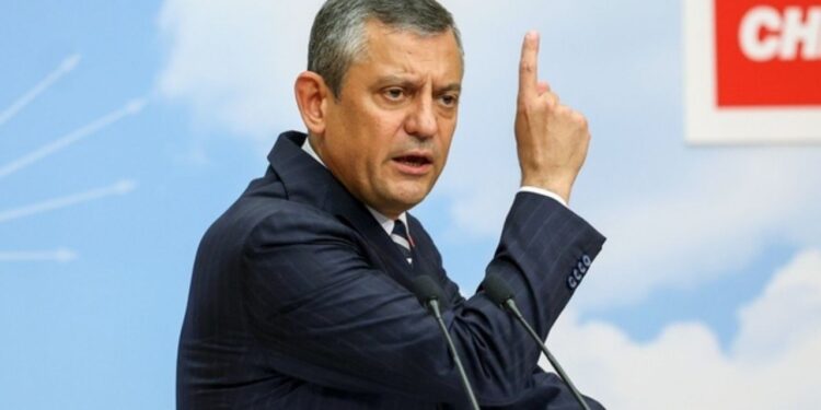 Özgür Özel'den Zeydan Karalar'ın Tutuklanmasına İlk Tepki: Bir Adım Geri Atmayacağız