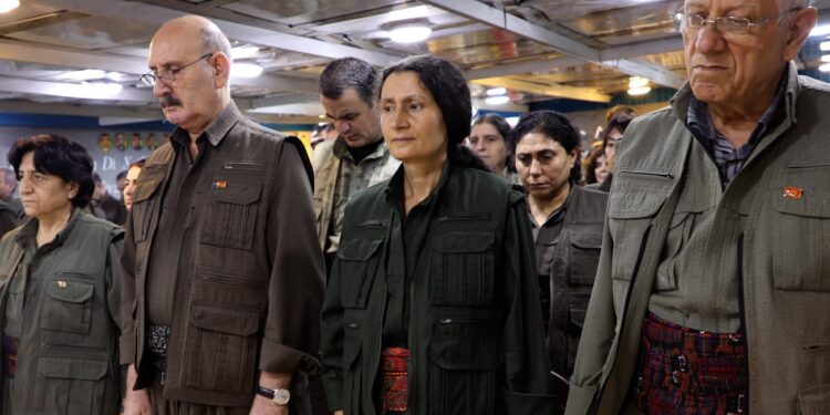 PKK’nın ‘silah bırakma’ kararı hakkında DEM Parti yer ve zaman verdi