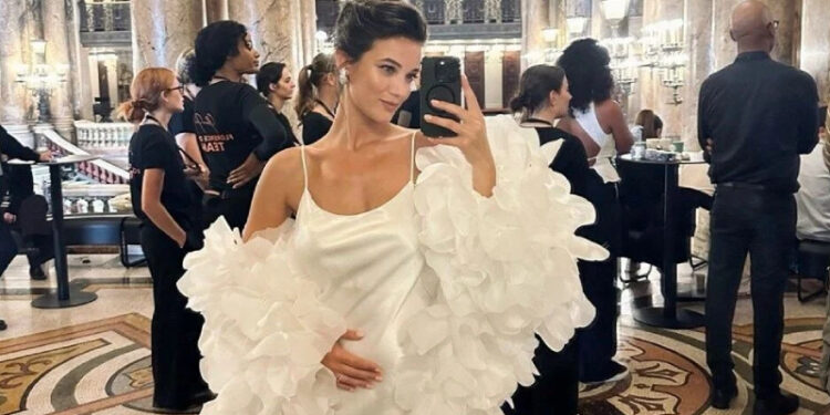 Pınar Deniz de cezaevindeki Ayşe Barım'ın ajansından ayrıldı