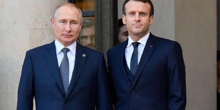 Putin ve Macron Arasında 3 Yıl Sonra İlk Temas