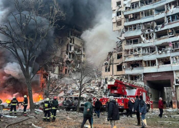 Rusya, Ukrayna'da Cezaevini Havaya Uçurdu! 16 Ölü, 35 Yaralı