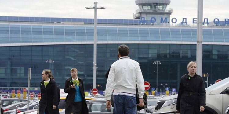 Rusya’da, İHA saldırıları nedeniyle 287 uçuş iptal edildi