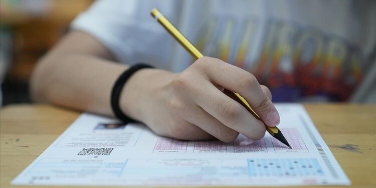 Şaibe Krizi Sonrası Bir Soru İşareti Daha! LGS İstatistikleri Neden Son 3 Yıldır Yayımlanmıyor?