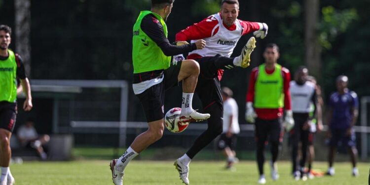 Samsunspor, Yeni Sezon İçin Hollanda'da Çalışıyor