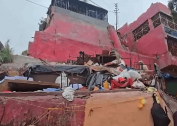 Tapınakta İzdiham! 6 Kişi Öldü, Çok Sayıda Yaralı Var