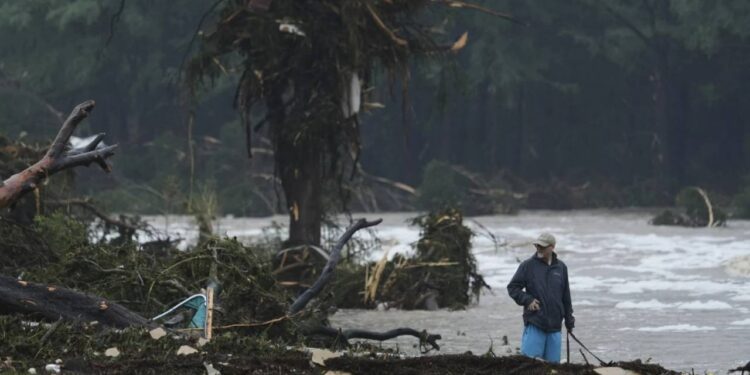 Texas’ta Sel Felaketi! 13 Ölü, 20 Çocuk Kayıp