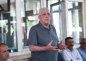 Tüm yangınların aynı anda başlamaları sebepsiz değil, bu araştırılmalı