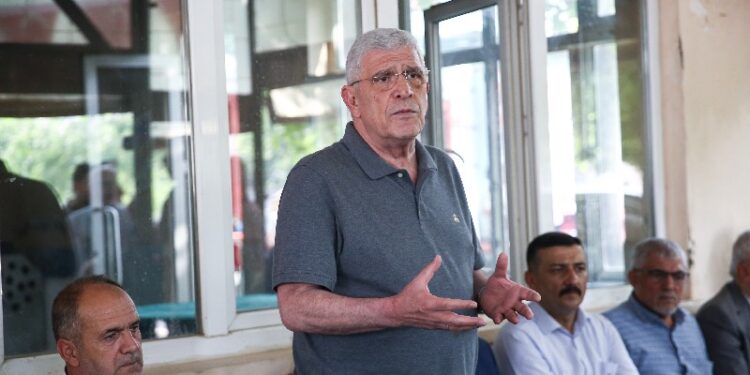 Tüm yangınların aynı anda başlamaları sebepsiz değil, bu araştırılmalı