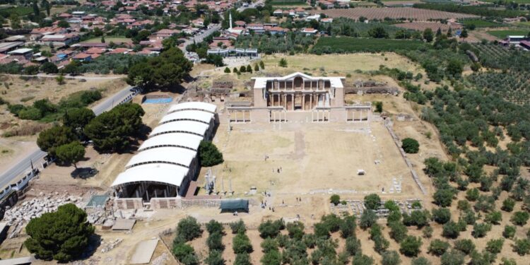 Türkiye'nin 22'nci Gururu! Sardes Antik Kenti UNESCO Dünya Miras Listesi'ne Girdi