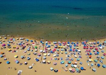 Türkiye'nin yüzde 57,4'ü bir haftalık tatil masrafını karşılayamıyor