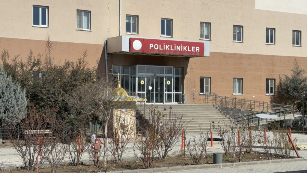 Uyuşturucu taşınan araçtan ateş açıldı; çıkan çatışmada 1 şüpheli öldü