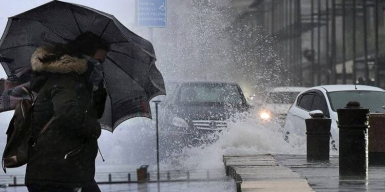 Yağış ve Rüzgâr Alarmı: İki İl İçin Turuncu Kod Verildi, Çok Kuvvetli Geliyor...