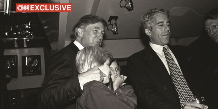 Yeni görüntüler ortaya çıktı: Jeffrey Epstein, Donald Trump’ın 1993’teki düğününe katılmış