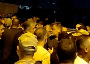 Samandağ’da trafik kazası sonrası tehlikeli gerilim
