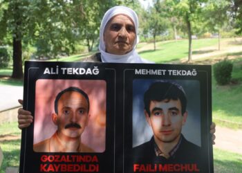 İki kardeş, 2 evlat, baba ve yeğen acısını yaşadı: Barış istiyoruz