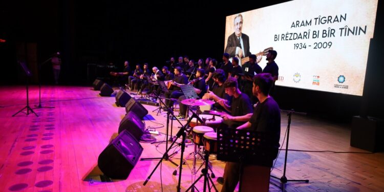 Aram Tigran Amed ve İstanbul’da anıldı
