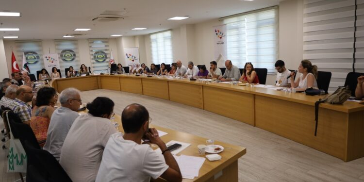 Amed’de çalıştay: Barışın tuğlasını birlikte örmeliyiz