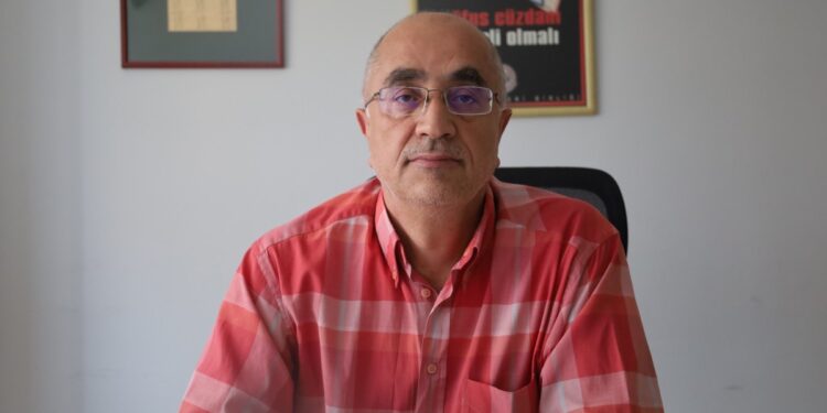 ‘Komisyon her iki tarafla da görüşmeli’