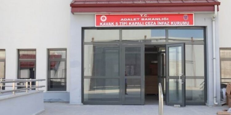 Samsun’da 5 tutsak adli koğuşa konuldu: Tehdit altındayız