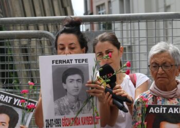 Cumartesi Anneleri gazeteci Ferhat Tepe için adalet istedi
