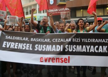 Evrensel Gazetesi’ne yönelik saldırıya tepki