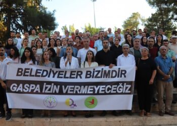 Mêrdîn’de kayyımın taşınmazları satılığa çıkarması protesto edildi