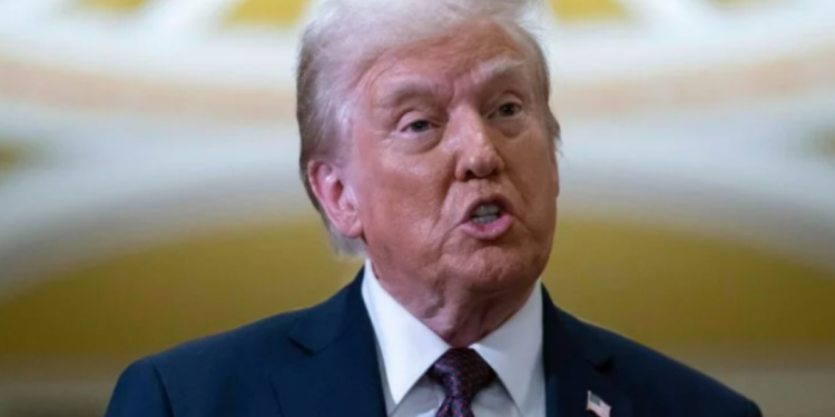 Trump: Rusya yakınlarına 2 nükleer denizaltı konuşlandırılması emri verdim